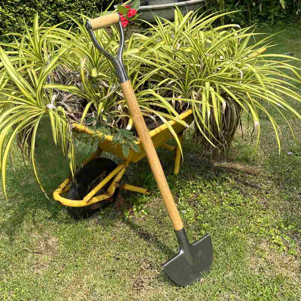 Manual Lawn Edging Tool: image 8